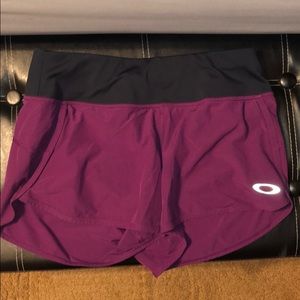 Women Oakley shorts
